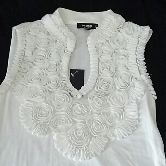 Blouse - Picture 2 of 8